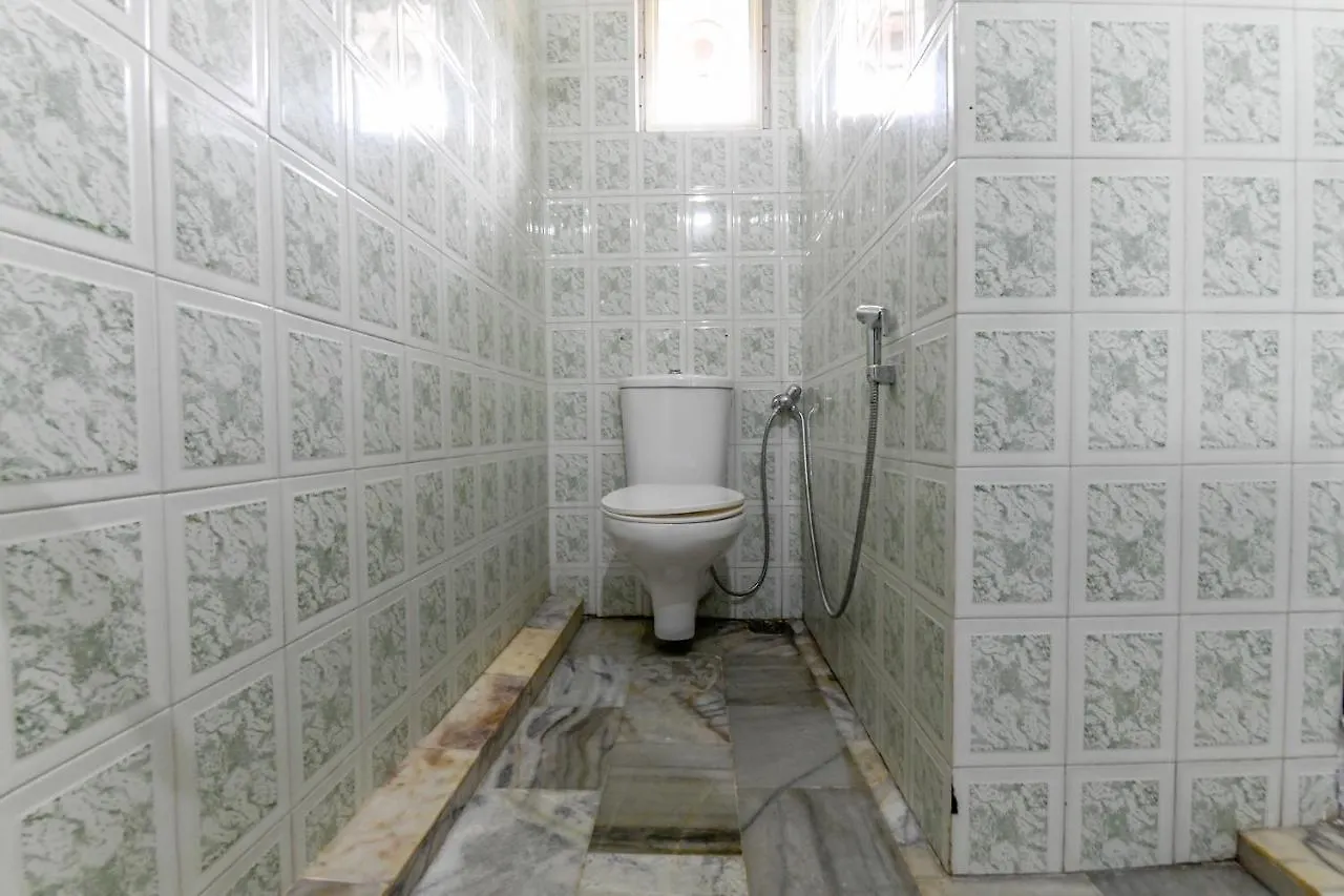 Oyo 11328 Hotel Chandrika Residency Kochi 3*,  India