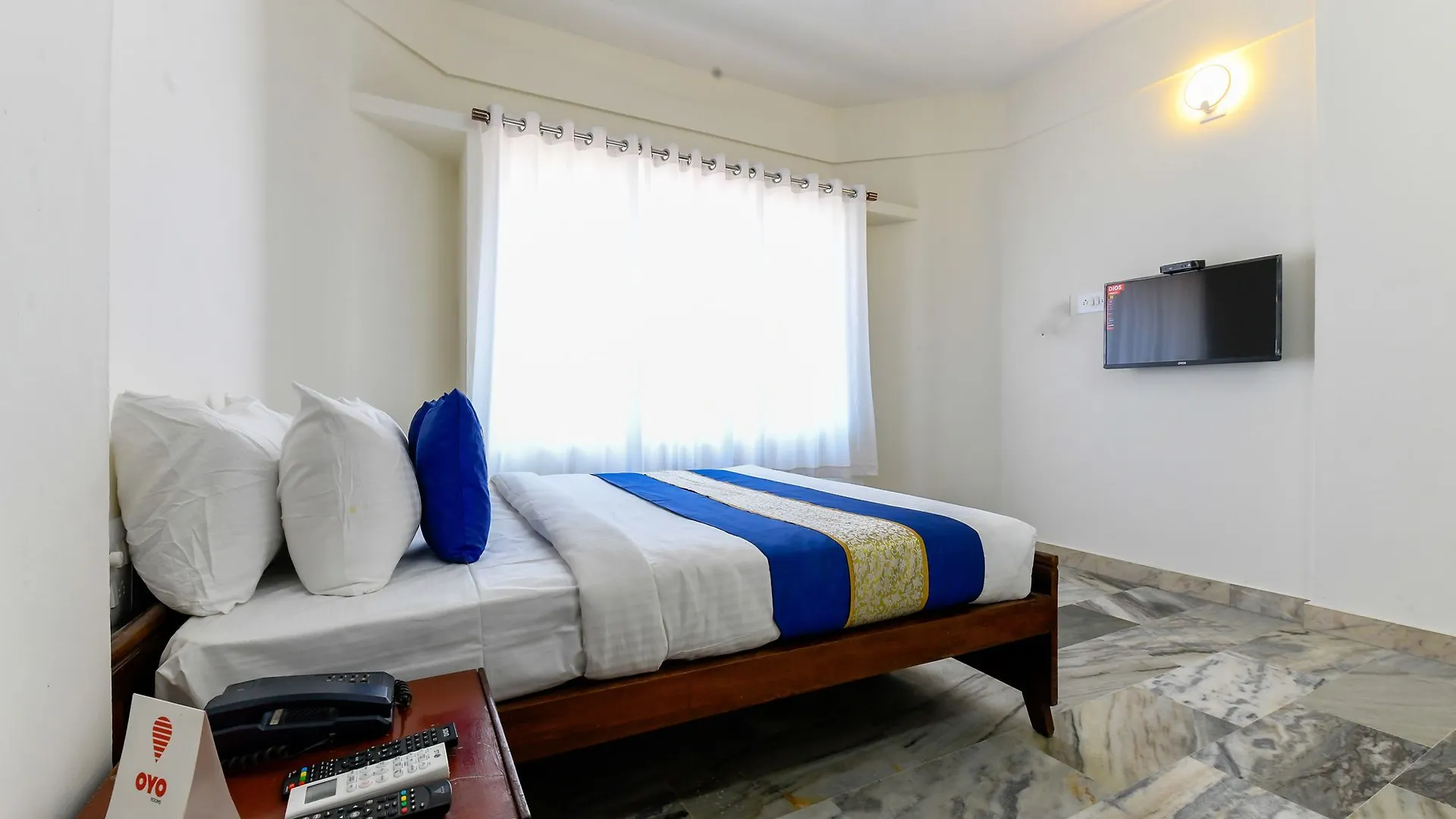 Oyo 11328 Hotel Chandrika Residency Kochi