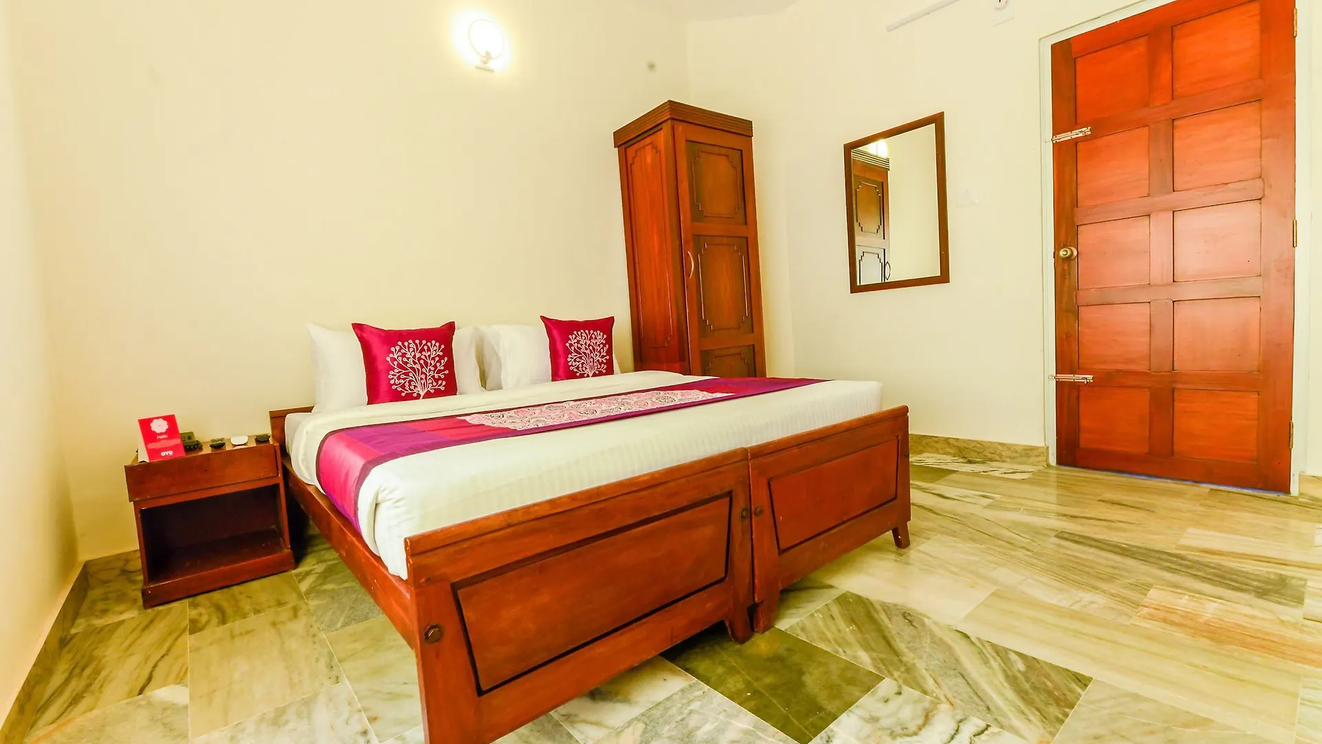 Oyo 11328 Hotel Chandrika Residency Kochi